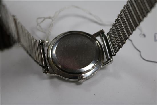 A gentlemans 1940s? stainless steel Omega manual wind wrist watch.